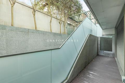 undefined, The Knightsbridge Apartments, 199 Knightsbridge, Knightsbridge, London, SW7