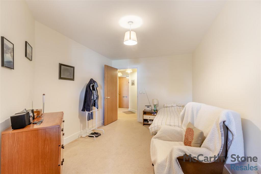 8676928-interior11.jpg