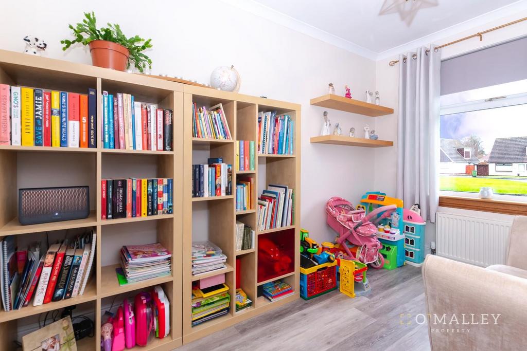 Bedroom 4/ Playroom