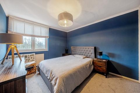 2 bedroom flat for sale, Winterfold Close, Southfields, SW19