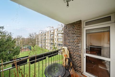 2 bedroom flat for sale, Winterfold Close, Southfields, SW19
