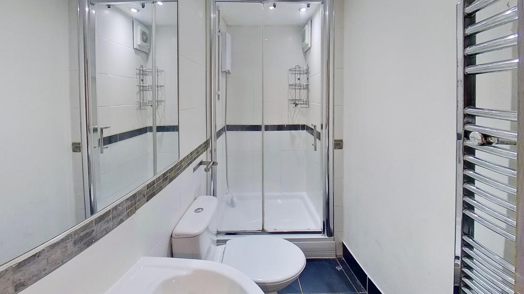 Graham-street-bathroom.jpg