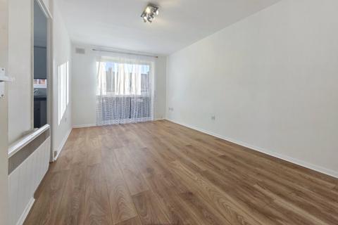 1 bedroom flat for sale, Archery Close, Harrow HA3