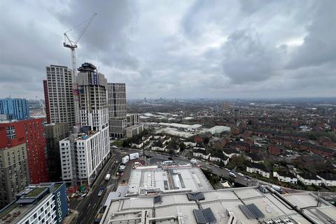 2 bedroom flat for sale, Portal Way, London