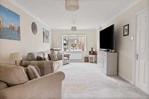undefined, Quebec Close, Horley RH6