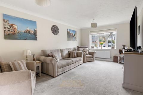 undefined, Quebec Close, Horley RH6
