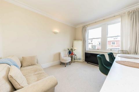 undefined, Cardigan Road, Richmond TW10