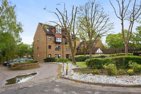 1 bedroom flat for sale, Pursewardens Close, London, W13