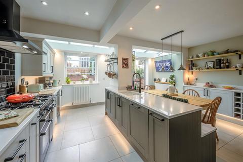 3 bedroom semi-detached house for sale, Oak Park Road, Stourbridge, DY8 5YE