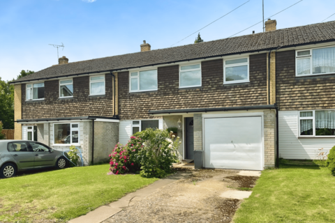 3 bedroom house to rent, Aldbourne Road, Slough SL1