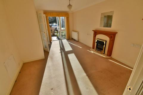 1 bedroom retirement property for sale, Ringwood Road, Ferndown, BH22