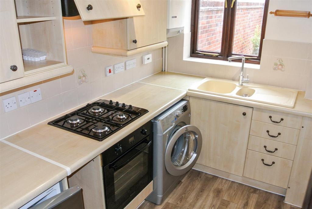 Kitchen.JPG