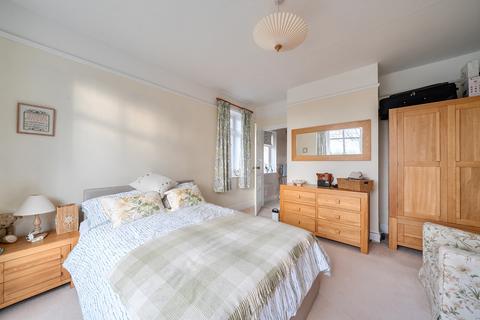 3 bedroom bungalow for sale, Windmill Road, Reading RG7
