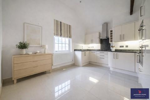 undefined, Ampthill Road, Silsoe, Bedford, Bedfordshire, MK45