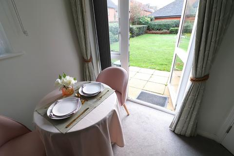 1 bedroom apartment for sale, Pound Avenue, Stevenage, Hertfordshire, SG1