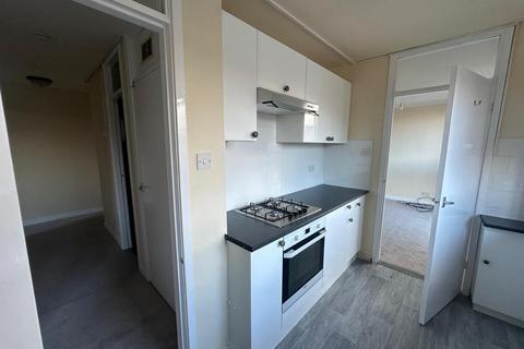 undefined, Lyndwood Court