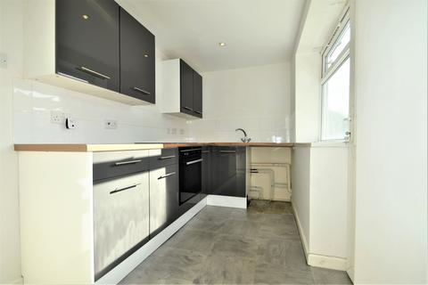 1 bedroom flat to rent, Fratton Road, Portsmouth PO1
