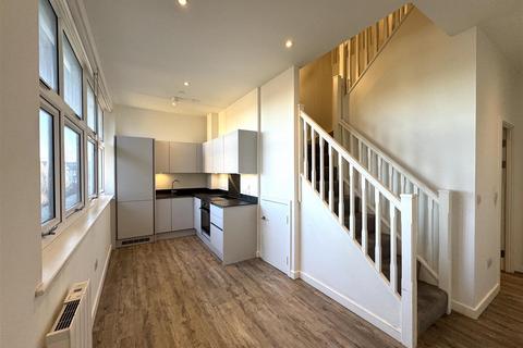 1 bedroom apartment to rent, 4-16 London Road, Staines-Upon-Thames TW18