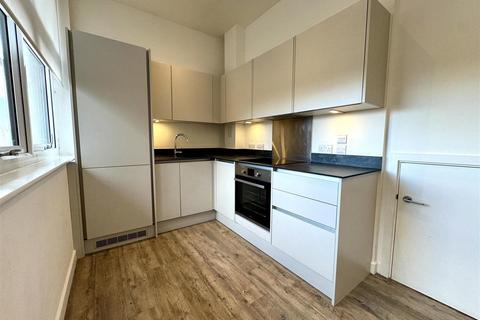 1 bedroom apartment to rent, 4-16 London Road, Staines-Upon-Thames TW18
