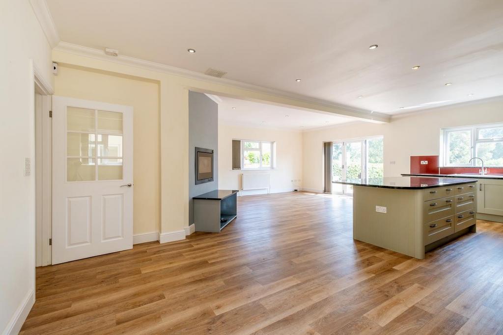 67 Sicklesmere Road-36.JPG