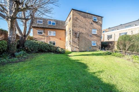 undefined, Gumley Gardens, Isleworth TW7