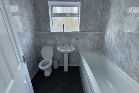 3 bedroom house to rent, Lester Road, Chatham, ME4