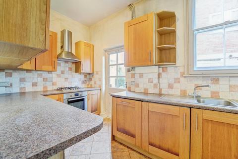 3 bedroom semi-detached house for sale, Kimbolton Road, Bedford MK40