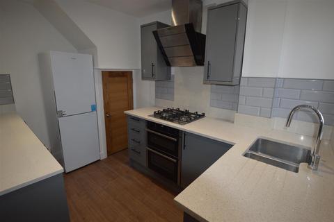 3 bedroom house to rent, St Davids Road, Stockport SK8