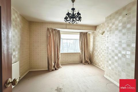 3 bedroom semi-detached house for sale, School Lane, Irlam, M44