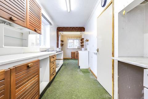 undefined, Lee Lane West, Horsforth, Leeds, West Yorkshire, LS18