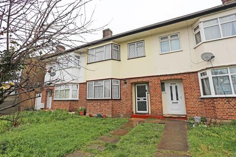 High Road, Chadwell Heath, RM6
