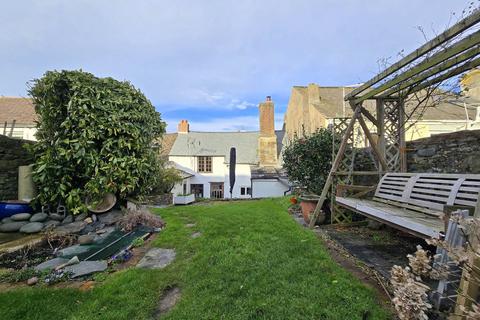 3 bedroom cottage for sale, Irsha Street, Appledore