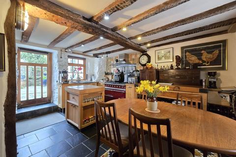 3 bedroom cottage for sale, Irsha Street, Appledore