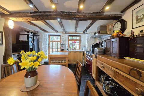 3 bedroom cottage for sale, Irsha Street, Appledore
