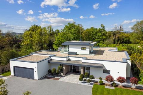 5 bedroom detached house for sale, London Road, Rickmansworth, Hertfordshire, WD3