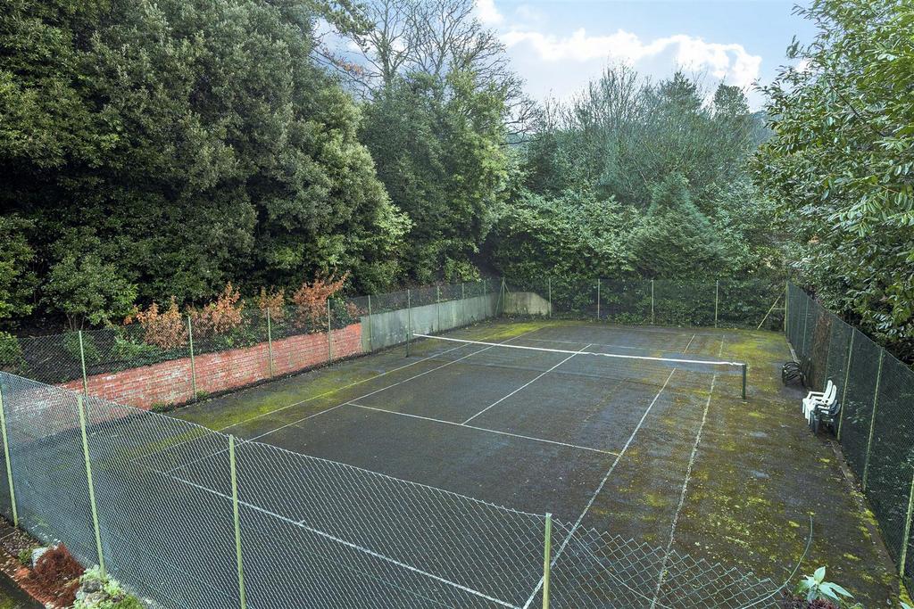 Communal tennis court