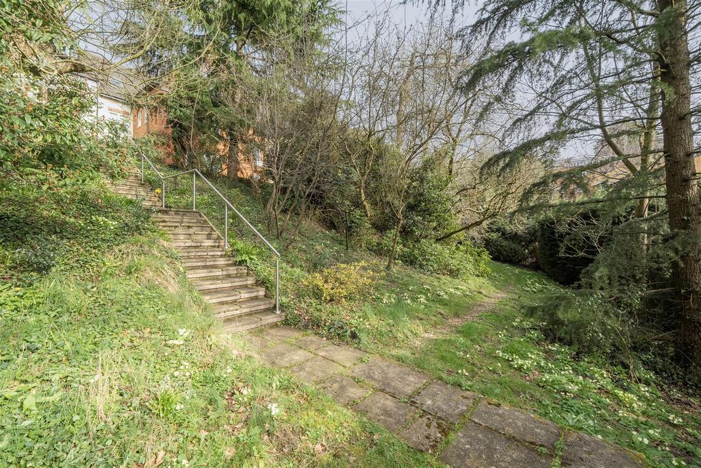 Communal ground