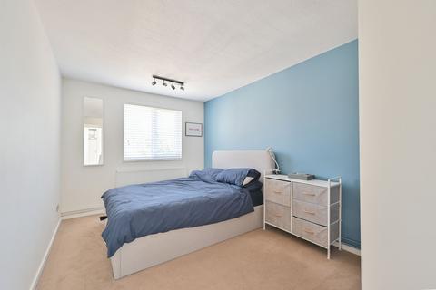 1 bedroom flat for sale, Scottswood Road, Bushey, WD23