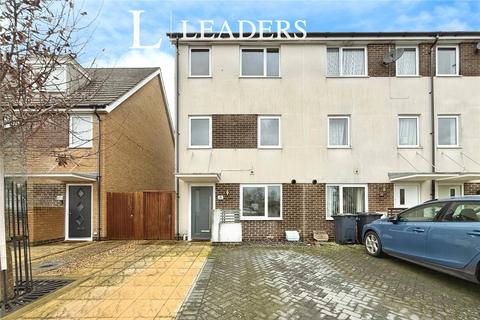 4 bedroom end of terrace house for sale, Solebay Way, Gosport, Hampshire
