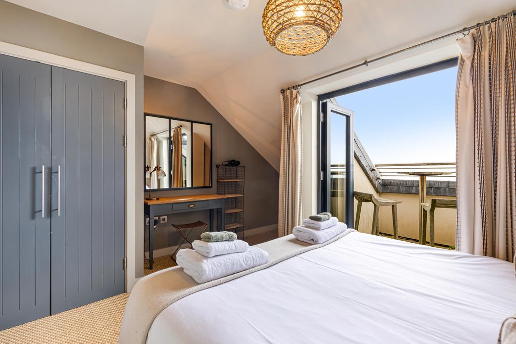 Double Bedroom