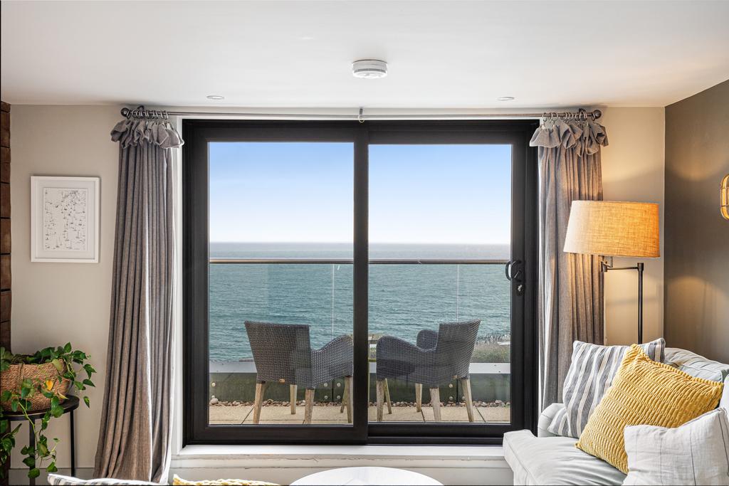 Lounge View