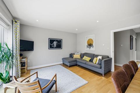 4 bedroom semi-detached house for sale, Middleton Close, Cambridge, CB4