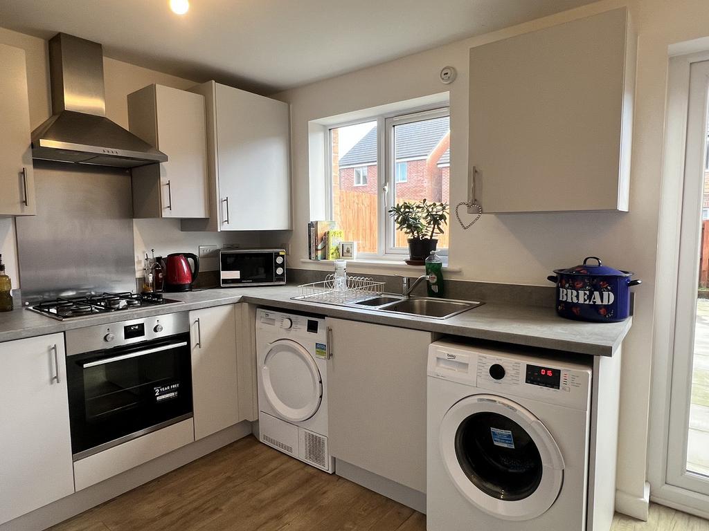 Kitchen/ dining room