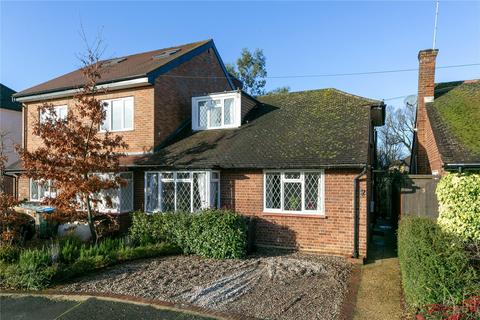 undefined, Arlington Close, Twickenham, TW1