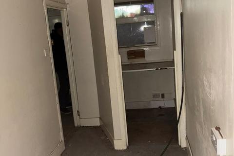 Terraced house for sale, London SW9