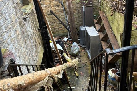 Terraced house for sale, London SW9