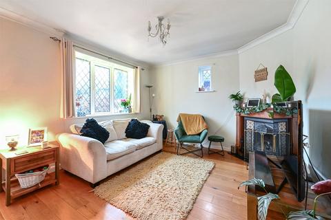 5 bedroom detached house for sale, Boundary Road, Hampshire GU14