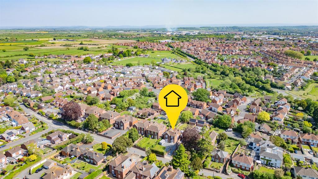 32 Wembdon Rise Extra 1.jpg