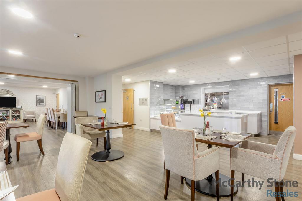 8676278-interior20.jpg