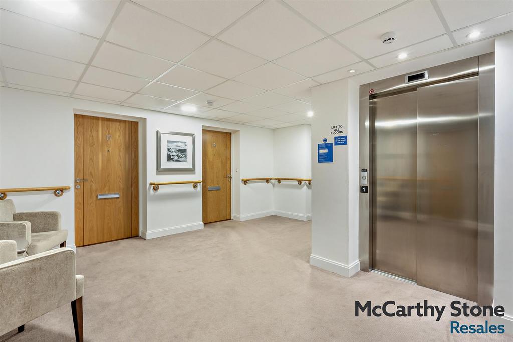 8677340-interior18-800.jpg
